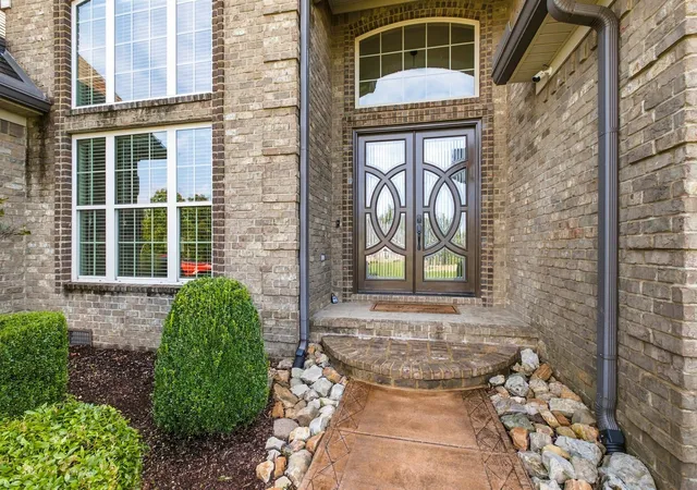 Photo 2 of Single family home for sale at 48 Airport Court, Waverly, TN 37185 | MLS# 3526876 | Listing updated on 2026-08-27