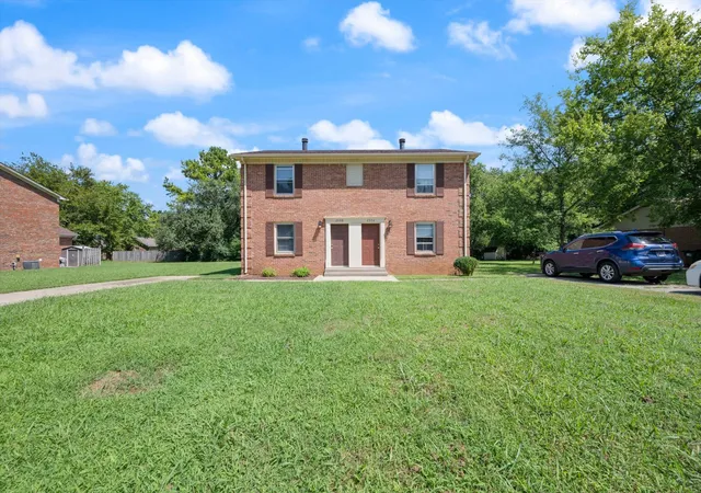 2nd image of 2556 Oak Hill Dr, Murfreesboro, TN 37130 | MLS# 3523658