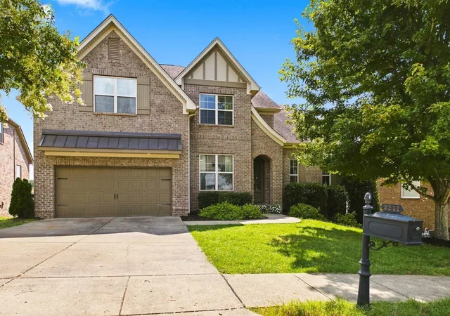 Photo 1 of Single family home for sale at 2211 Chantry Pl Lane, Thompsons Station, TN 37179 | MLS# 3528682 | Listing updated on 2026-08-28