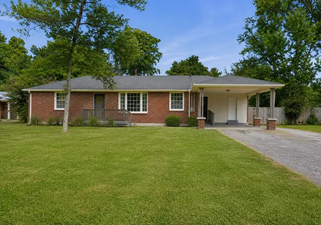 Photo 2 of Sale Pending at 355 Flushing Dr, Nashville, TN 37211 | MLS# 3526925 | Listing updated on 2026-09-22