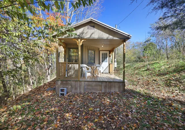 2nd image of 16301b Smithville Hwy, Silver Point, TN 38582 | MLS# 3520887