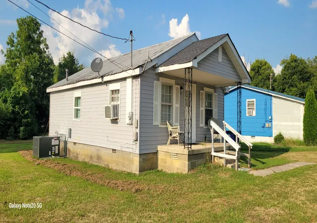 2nd image of 433 Bird St, Shelbyville, TN 37160 | MLS# 3523626