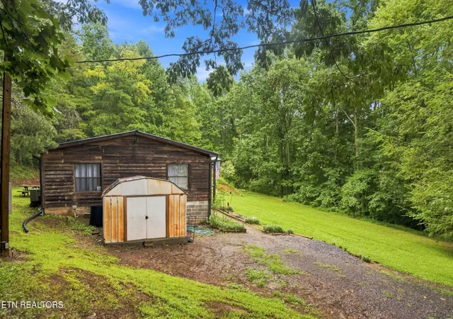 22nd image of 1649 Six Mile Cemetery Rd, Maryville, TN 37803 | MLS# 3520204
