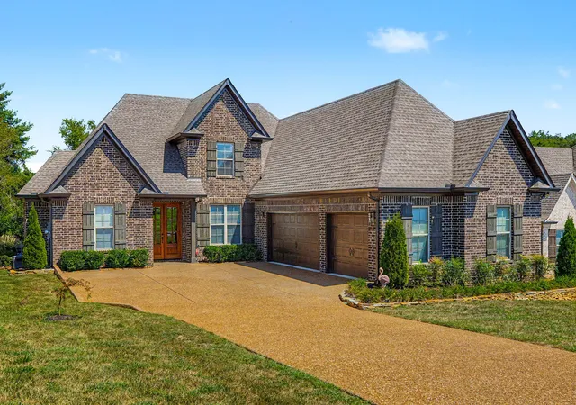 3rd image of 982 Luxborough Dr, Hendersonville, TN 37075 | MLS# 3520238
