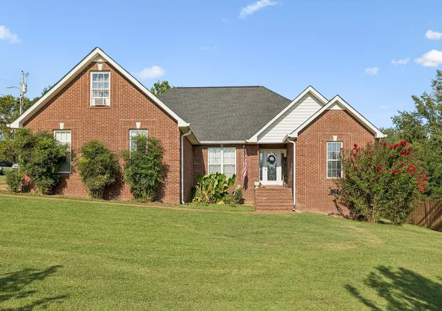 2nd image of 831 Joshua Dr, Lewisburg, TN 37091 | MLS# 3520428