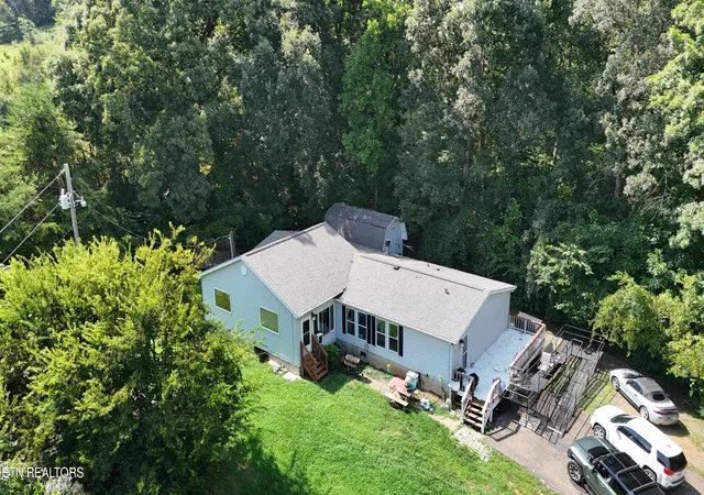 2nd image of 732 French Mill Rd, Dandridge, TN 37725 | MLS# 3520263
