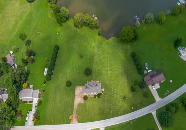 2nd image of 662 River Rd, Kingston, TN 37763 | MLS# 3520318