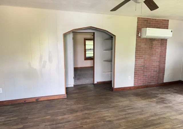 image of 1080 Summertown Hwy, Hohenwald, TN 38462 | MLS# 3520864