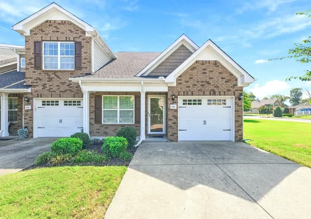 Townhouse for sale at 2121 Calydon Ct, Murfreesboro, TN 37128 | MLS# 3520404