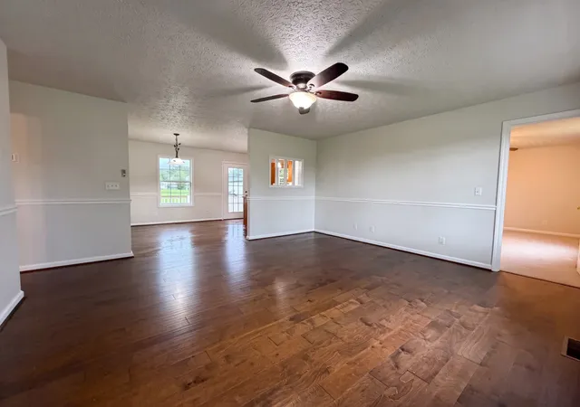 3rd image of 610 W Harper Rd, Portland, TN 37148 | MLS# 3520506