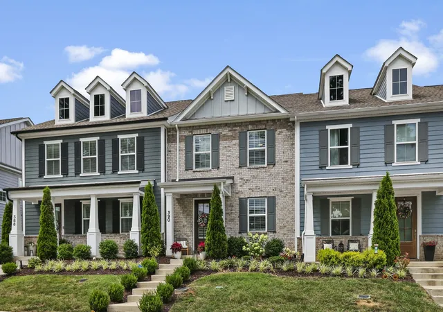 Photo 3 of Townhouse for sale at 390 Hammock Ln, Spring Hill, TN 37174 | MLS# 3541358 | Listing updated on 2026-09-20