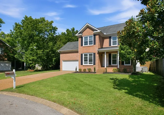 Photo 1 of Single family home for sale at 632 Independence Dr E, Franklin, TN 37067 | MLS# 3531242 | Listing updated on 2026-09-02