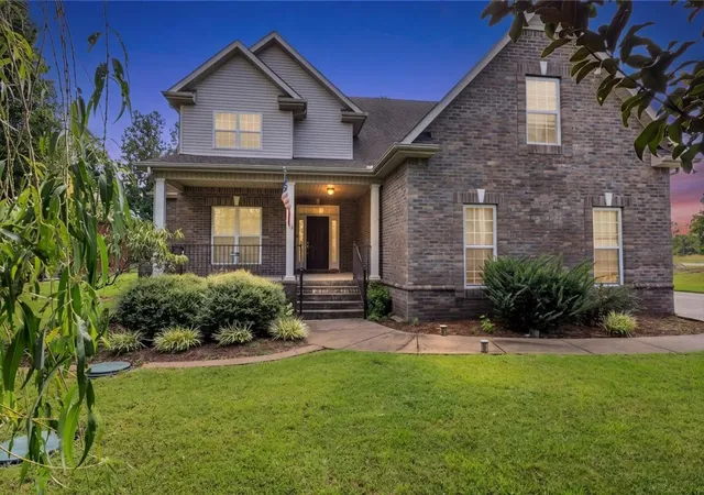 Single family home for sale at 1204 Lunar Dr, Murfreesboro, TN 37129 | MLS# 3547104