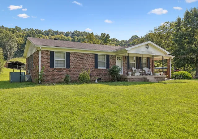Photo 2 of Single family home for sale at 4456 Jackson Hollow Rd, Franklin, TN 37064 | MLS# 3520762 | Listing updated on 2026-08-27