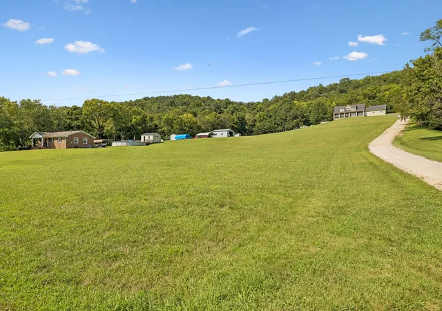 Photo 2 of Single family home for sale at 4456 Jackson Hollow Rd, Franklin, TN 37064 | MLS# 3520762 | Listing updated on 2026-08-27
