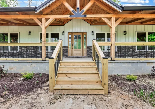Photo 3 of Single family home for sale at 1159 Hilltop Rd, Cumberland Furnace, TN 37051 | MLS# 3626485 | Listing updated on 2026-10-26