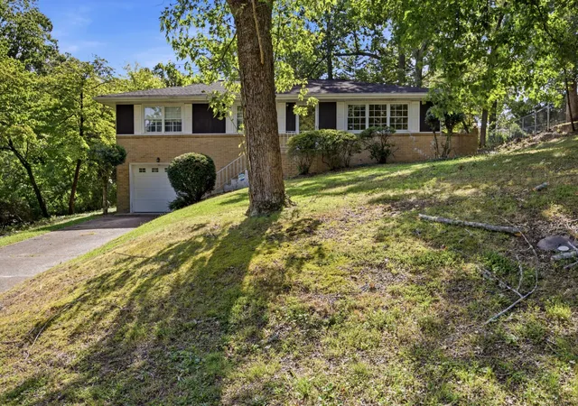 2nd image of 1406 Melody Lane, Chattanooga, TN 37412 | MLS# 3520461