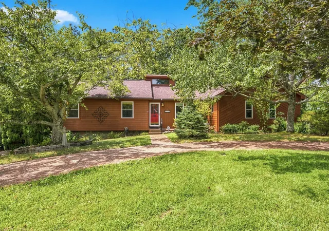 2nd image of 1405 Robert E Lee Ln, Brentwood, TN 37027 | MLS# 3520516