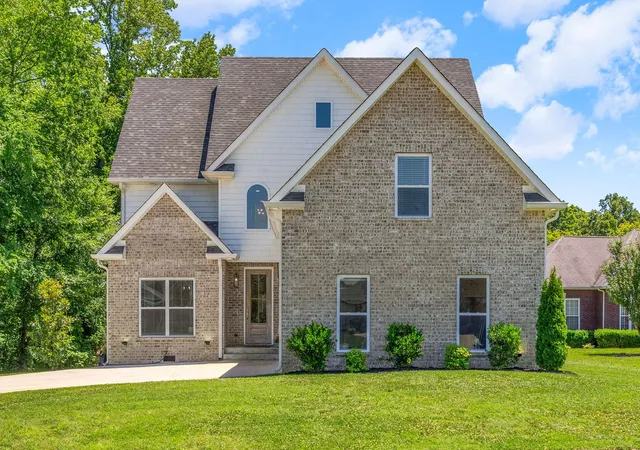 2nd image of 2606 Steeplechase Ct, Clarksville, TN 37043 | MLS# 3520544