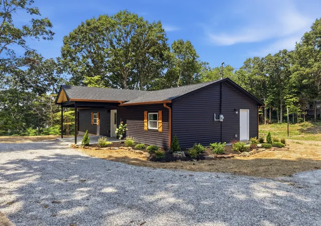 2nd image of 265 Kennedy St, Mc Minnville, TN 37110 | MLS# 3520559
