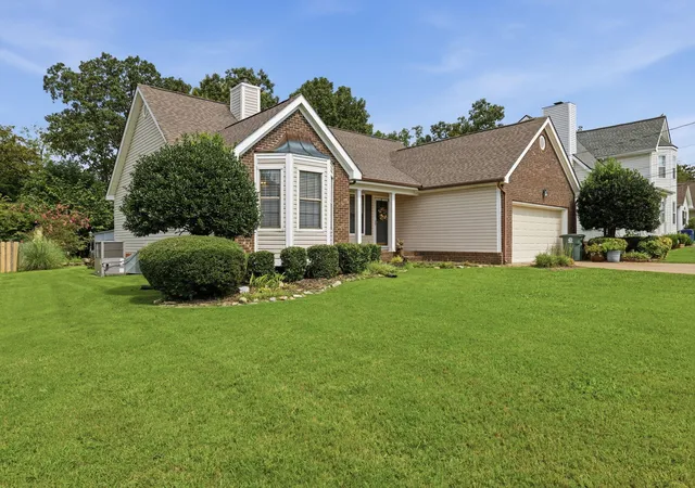 3rd image of 2411 Charleston Square, Chattanooga, TN 37421 | MLS# 3520533