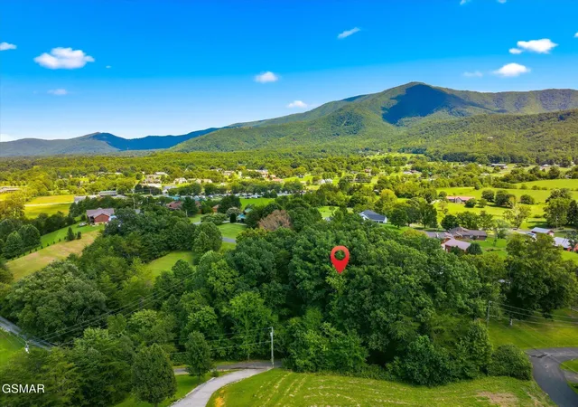 10th image of 11 Jh Headrick Dr, Sevierville, TN 37862 | MLS# 3520548