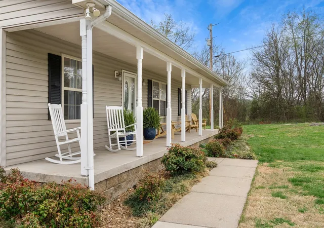 Photo 1 of Single family home for sale at 15541 Cainsville Rd, Milton, TN 37118 | MLS# 3520554 | Listing updated on 2026-09-20