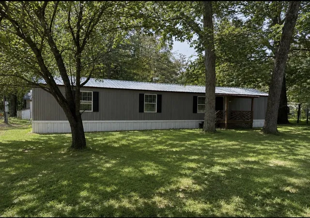 1st image of 403 Sharps Ln, Beechgrove, TN 37018 | MLS# 3520670