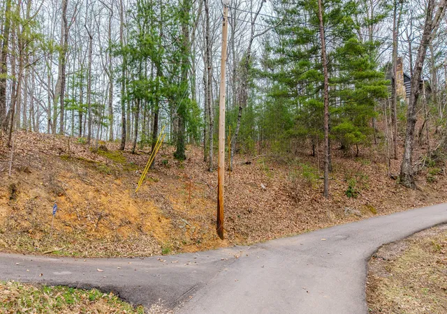 5th image of 15 S Boogertown Rd, Sevierville, TN 37876 | MLS# 3520566