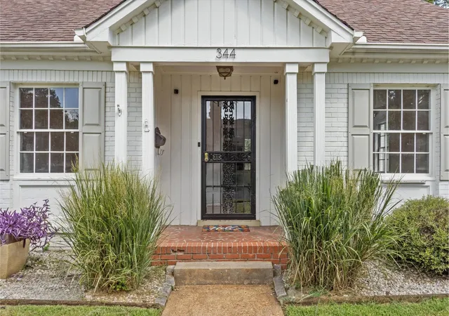 2nd image of 344 Chuckwood Rd, Memphis, TN 38117 | MLS# 3520565
