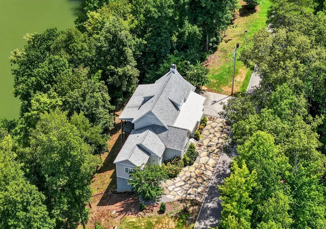 Photo 3 of Single family home for sale at 300 Chandler Rd, Doyle, TN 38559 | MLS# 3529074 | Listing updated on 2026-08-29