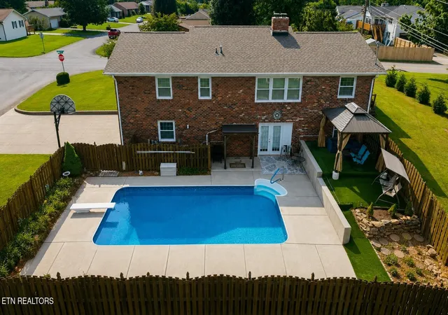 4th image of 2809 Shropshire Blvd, Powell, TN 37849 | MLS# 3520595