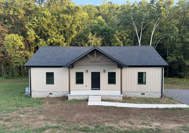 1st image of 26 Sloan Branch Rd, Pleasant Shade, TN 37145 | MLS# 3520605