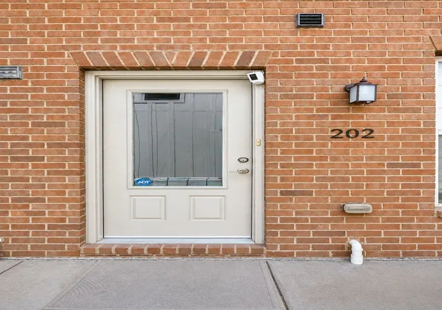 3rd image of 3128 Belwood St #202, Nashville, TN 37203 | MLS# 3520623