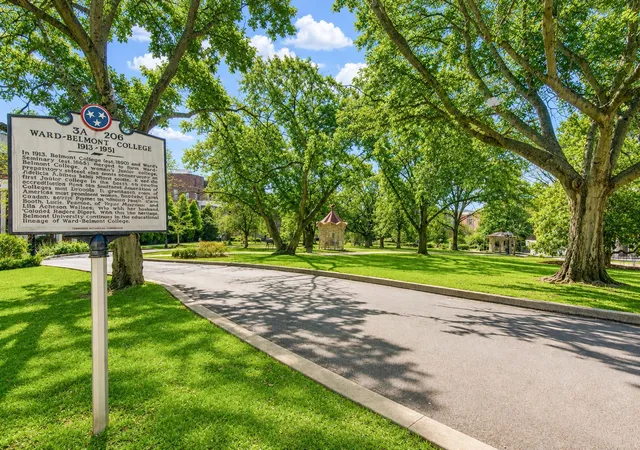 2nd image of 3128 Belwood St, Nashville, TN 37203