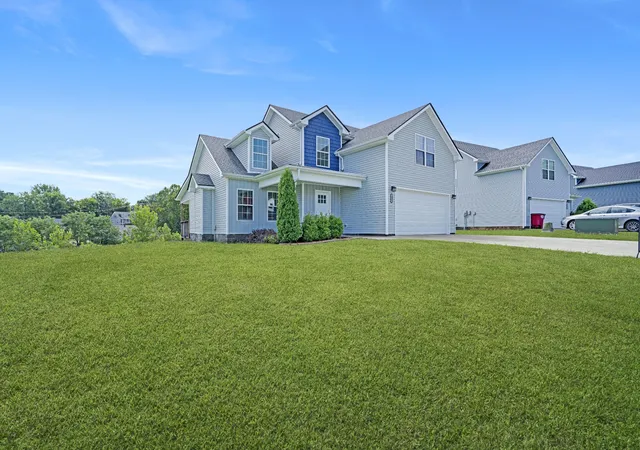 3rd image of 457 Woodtrace Dr, Clarksville, TN 37042 | MLS# 3520632