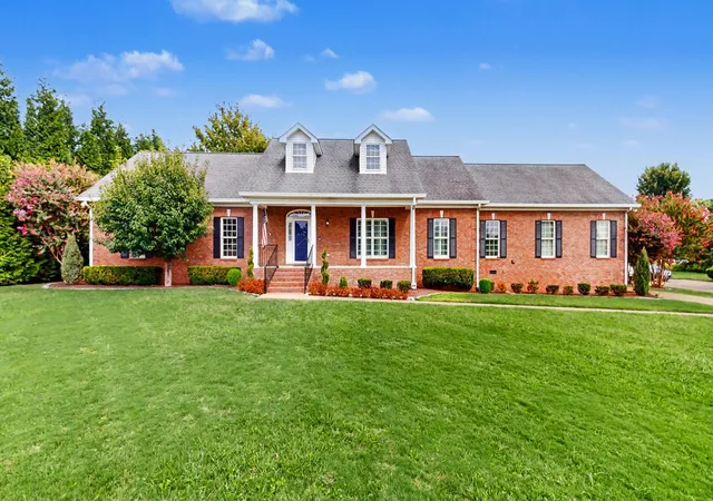 2nd image of 2010 Riverview Dr, Murfreesboro, TN 37129 | MLS# 3520751