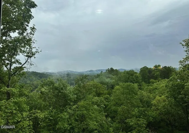 2nd image of 4222 Dollys Dr, Sevierville, TN 37876 | MLS# 3520694