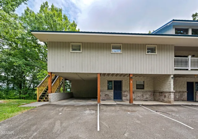 4th image of 4222 Dollys Dr, Sevierville, TN 37876 | MLS# 3520694