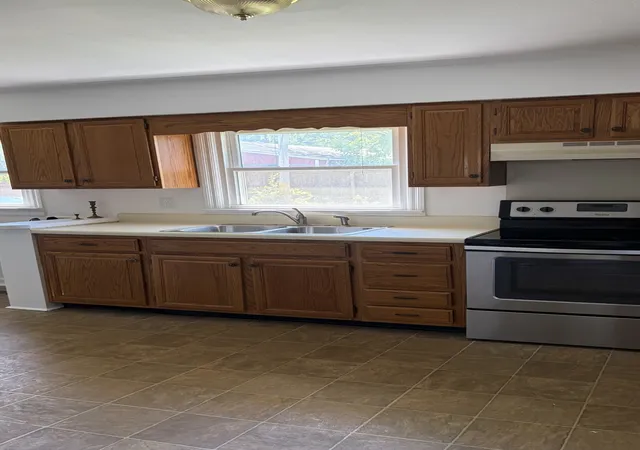 3rd image of 622 Larrymore Dr, Manchester, TN 37355 | MLS# 3520981