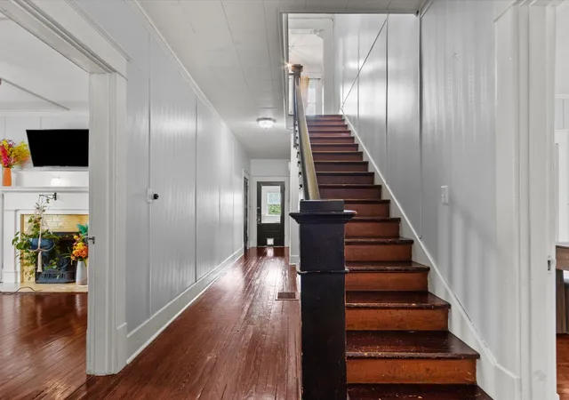 Photo 3 of Single family home for sale at 405 Mulberry Ave, Fayetteville, TN 37334 | MLS# 3545108 | Listing updated on 2026-10-07