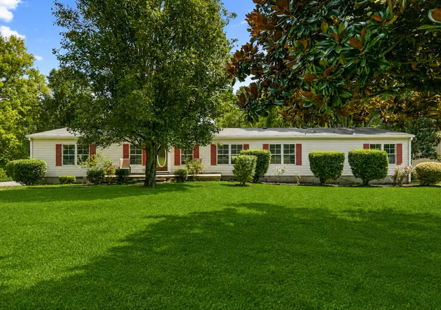 1st image of 1356 Sam Johnson Rd, Columbia, TN 38401 | MLS# 3520789