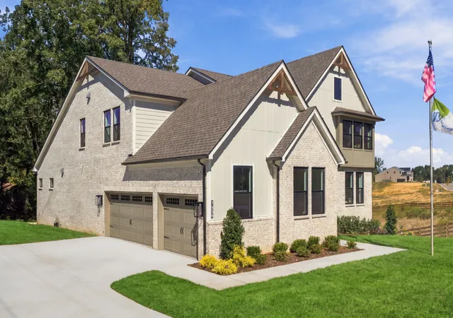 Photo 1 of Single family home for sale at 7701 Hatcher Hts Dr, Fairview, TN 37062 | MLS# 3623700 | Listing updated on 2026-10-27