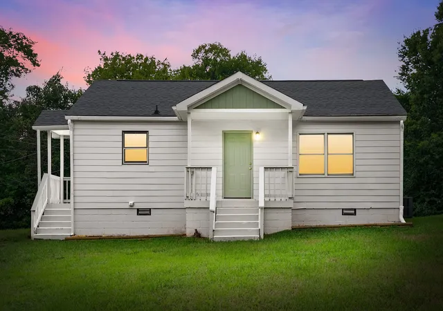 1st image of 914 W Happy Hollow Dr, Clarksville, TN 37040 | MLS# 3520775