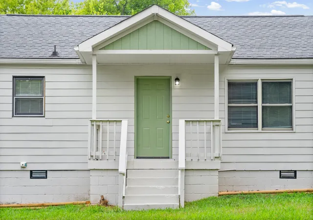 5th image of 914 W Happy Hollow Dr, Clarksville, TN 37040 | MLS# 3520775