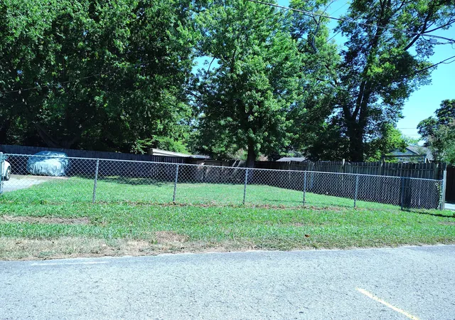Photo 3 of Single family home for sale at 226 Raymond St, Nashville, TN 37211 | MLS# 3520784 | Listing updated on 2026-08-31