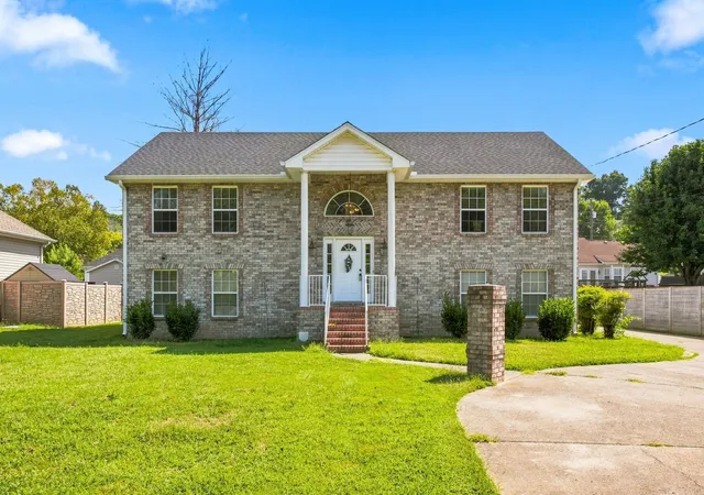 Photo 1 of Single family home for sale at 1098 Williamson Rd, Goodlettsville, TN 37072 | MLS# 3542488 | Listing updated on 2026-10-04