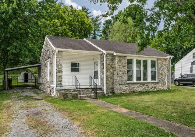 Photo 1 of Single family home for sale at 602 Hatcher Dr, Fayetteville, TN 37334 | MLS# 3527105 | Listing updated on 2026-09-02
