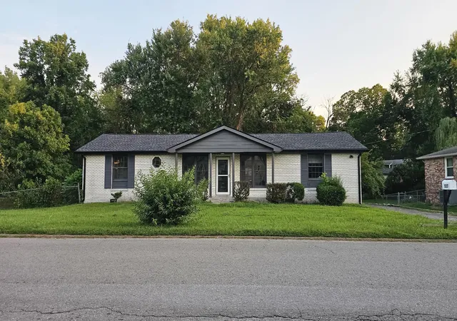 2nd image of 3227 Cloverwood Dr, Nashville, TN 37214 | MLS# 3520836