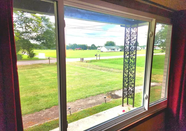 Photo 3 of Single family home for sale at 139 Stanfill Dr, Columbia, TN 38401 | MLS# 3520876 | Listing updated on 2026-09-04